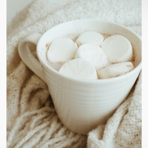 SAND + FOG Marshmallow Skies Oil Rollerball - Picture 2 of 4